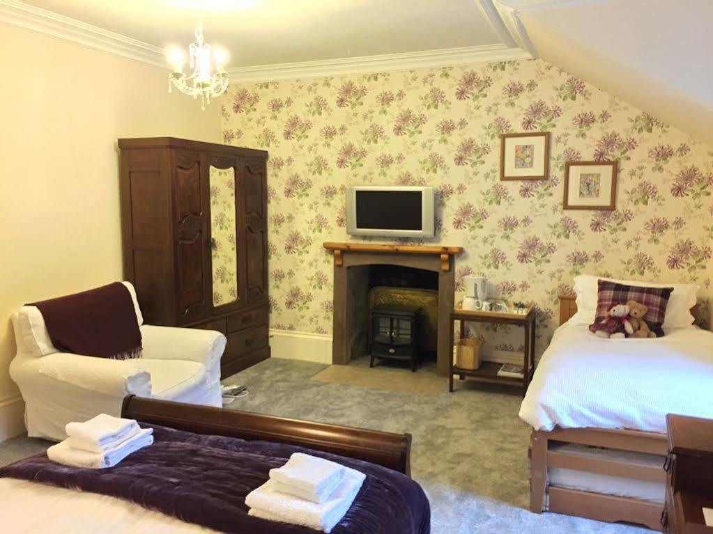 The Colintraive Hotel Екстериор снимка